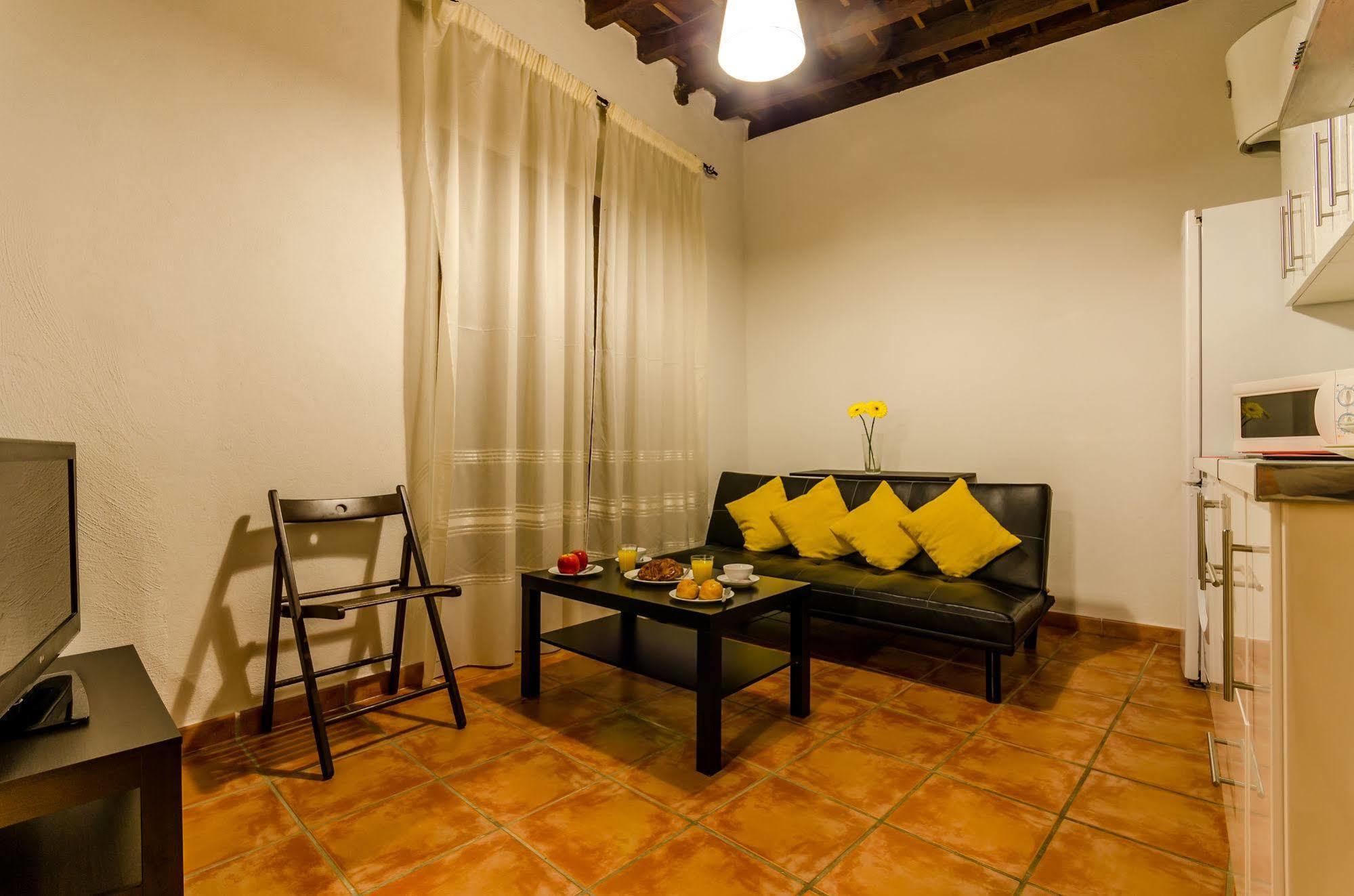 Urban Suites Granada Exterior photo